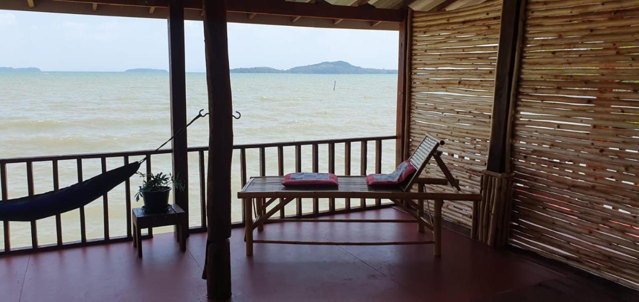 Navareeya House Seaview 란타섬 외부 사진